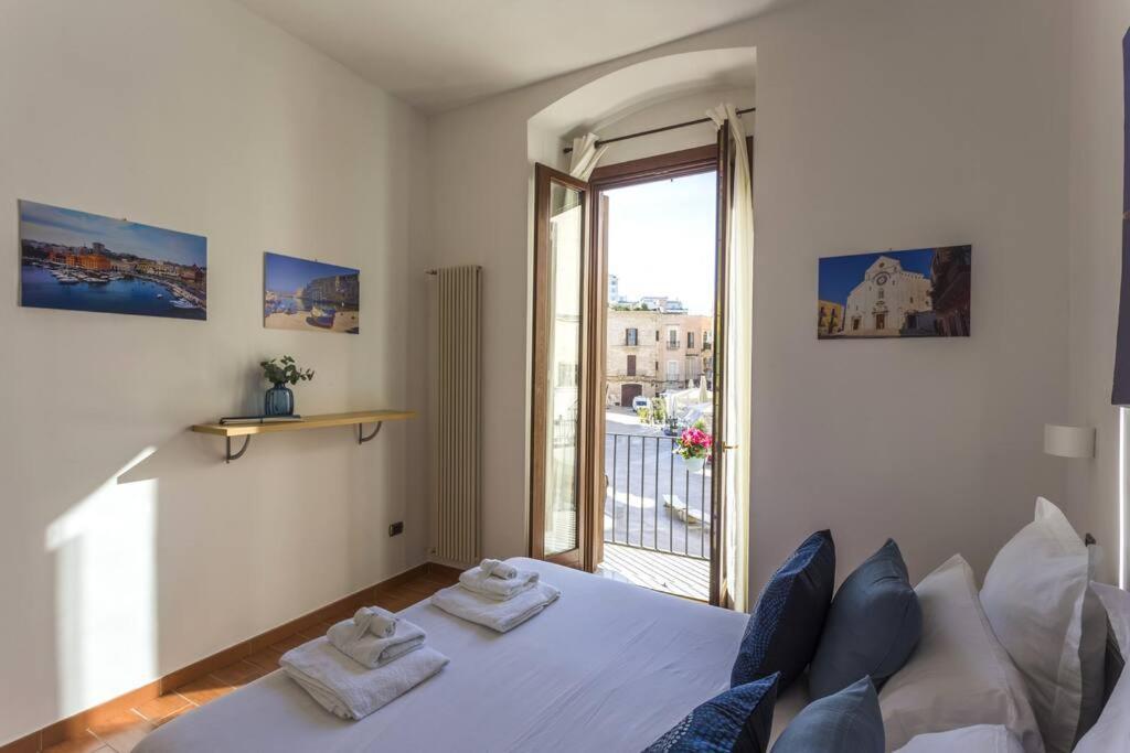 Dimora Donna Vittoria Apartment Бари Екстериор снимка
