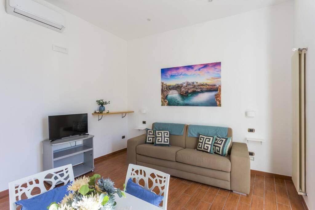 Dimora Donna Vittoria Apartment Бари Екстериор снимка